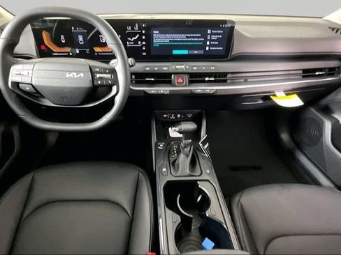 New 2026 Kia K4 EX FWD image 6