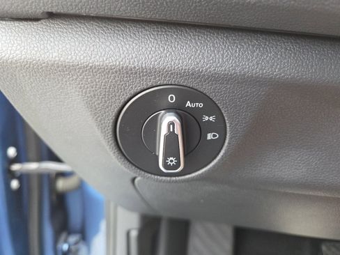 Used 2021 Volkswagen Jetta S w/ Driver Assistance Package FWD image 25