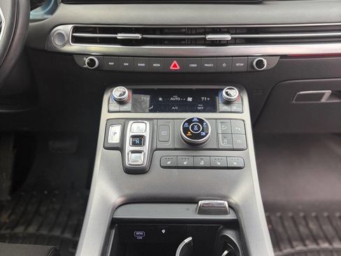 Used 2024 Hyundai Palisade Calligraphy image 15
