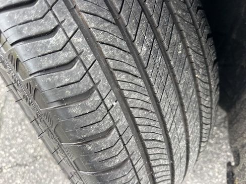 Used 2023 Land Rover Range Rover Sport First Edition image 32