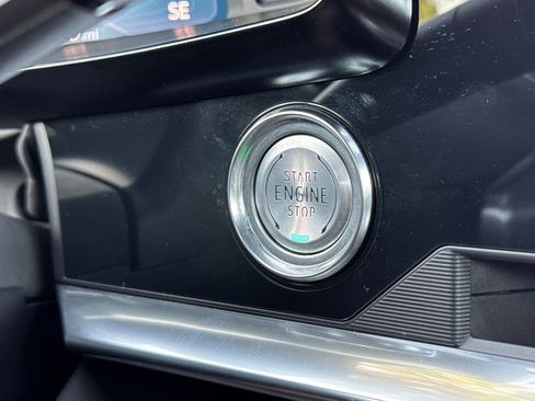 Used 2021 Chevrolet Corvette Stingray Premium Conv w/ Z51 Performance Package image 21