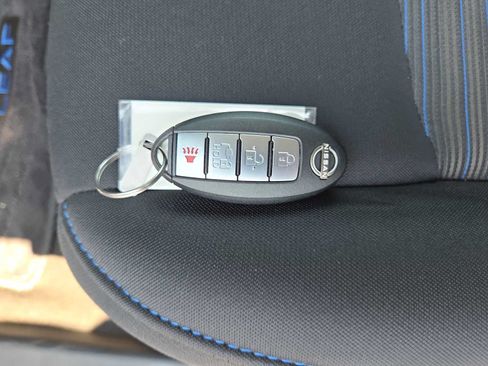 Used 2024 Nissan Leaf S FWD image 28