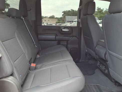 Used 2024 Chevrolet Silverado 2500 Custom w/ Custom Value Package AWD/4WD image 16