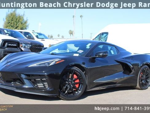 Used 2023 Chevrolet Corvette Stingray Convertible w/ Z51 Performance Package image 10