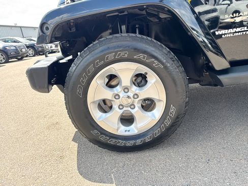 Used 2013 Jeep Wrangler Unlimited Sahara w/ Dual Top Group AWD/4WD image 26