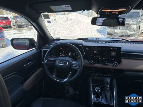 Used 2025 GMC Canyon AT4 image 15
