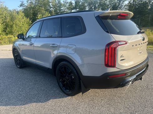 Used 2021 Kia Telluride SX w/ SX Prestige Package AWD/4WD image 7