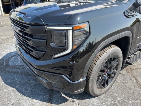 New 2025 GMC Sierra 1500 Pro w/ Graphite Edition image 8