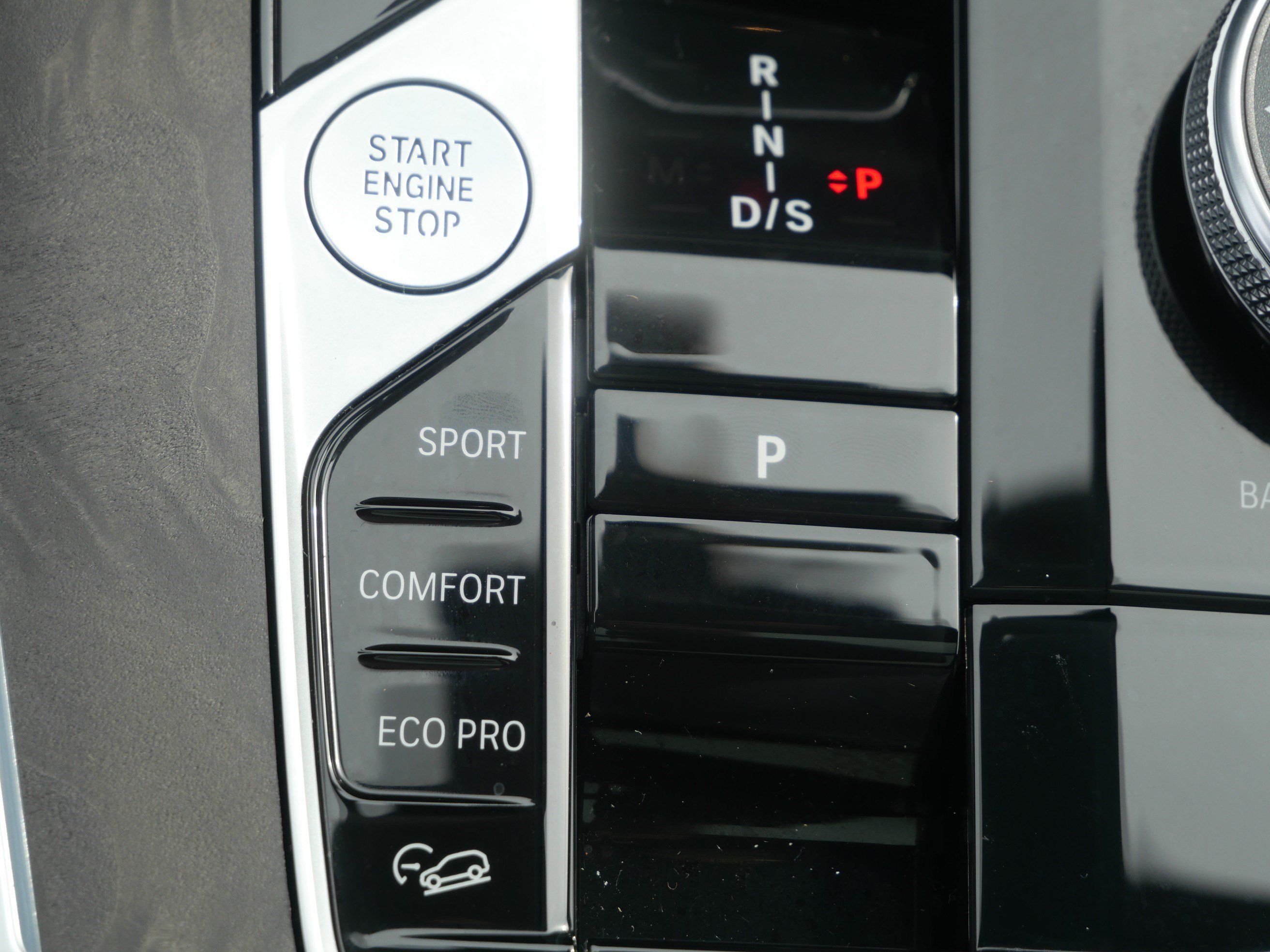 Certified 2026 BMW X7 xDrive40i AWD/4WD image 27