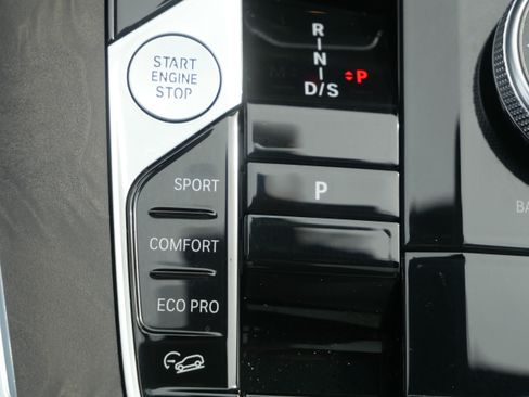 Certified 2026 BMW X7 xDrive40i AWD/4WD image 27