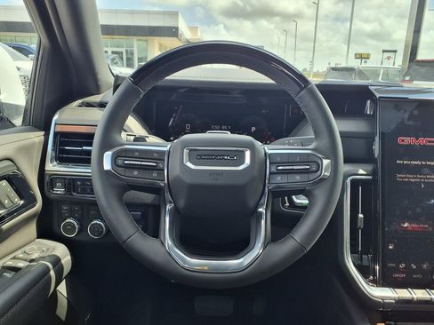New 2026 GMC Yukon Denali w/ Denali Reserve Package AWD/4WD image 6