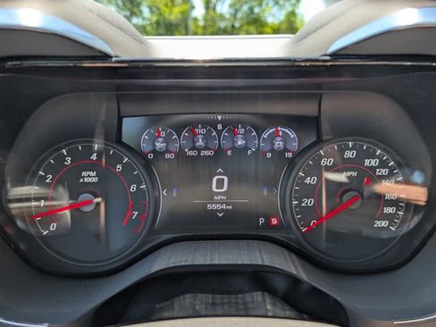 Used 2023 Chevrolet Camaro SS RWD image 9