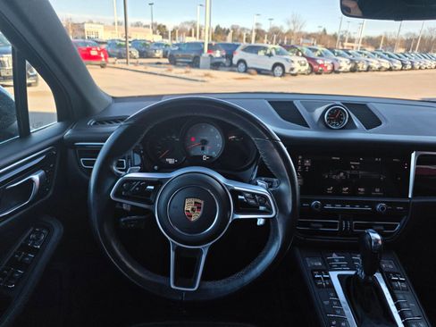 Used 2020 Porsche Macan S w/ Premium Package Plus image 13