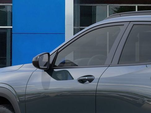 New 2026 Chevrolet Trax LT w/ Driver Confidence Package FWD image 12