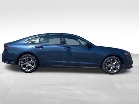 Used 2024 Honda Accord EX image 2