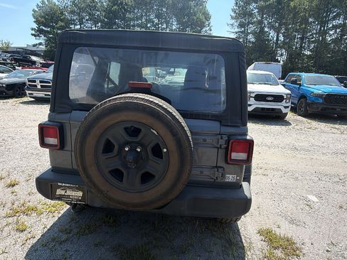 Used 2023 Jeep Wrangler Unlimited Sport AWD/4WD image 9