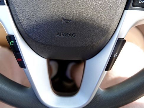 Used 2012 Hyundai Accent GLS w/ Premium Pkg 3 image 20