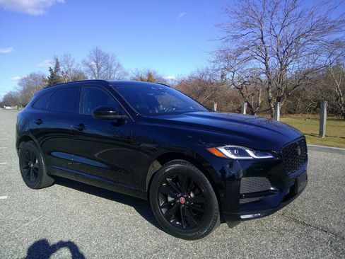 Used 2021 Jaguar F-PACE S image 7