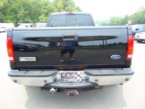 Used 2005 Ford F350 XLT AWD/4WD image 4