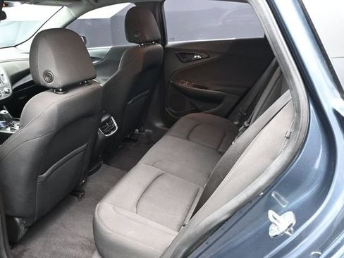 Used 2020 Chevrolet Malibu LT FWD image 13