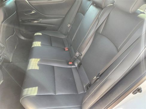 Used 2022 Lexus ES 300h w/ Premium Package image 13