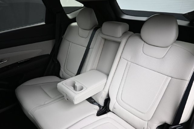 New 2026 Hyundai Tucson Limited AWD/4WD image 21
