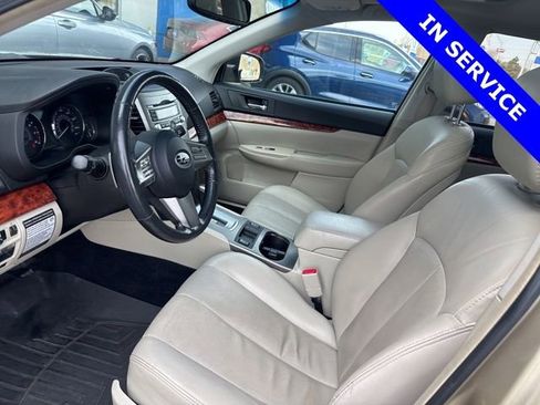 Used 2010 Subaru Outback 2.5i Limited w/ Popular Equipment Group 2A image 7