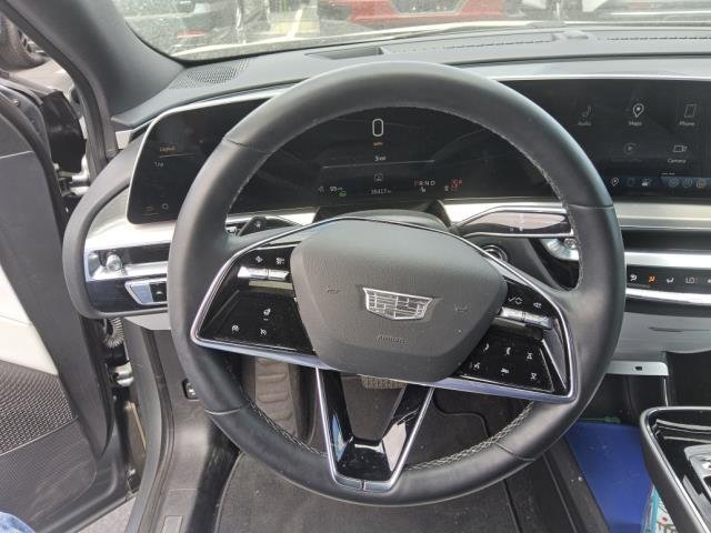 Used 2024 Cadillac Lyriq Sport RWD image 2