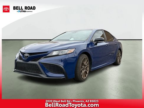 Used 2023 Toyota Camry SE image 1