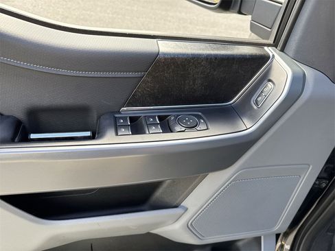 Used 2022 Ford F150 XLT w/ Equipment Group 302A High image 40