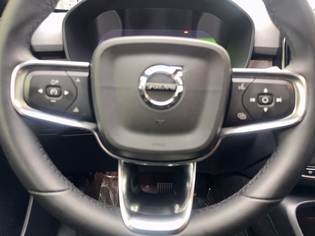Used 2023 Volvo C40 P8 Recharge Ultimate AWD/4WD image 58