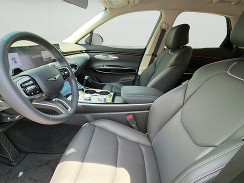 Used 2026 Genesis GV70 2.5T AWD/4WD image 14