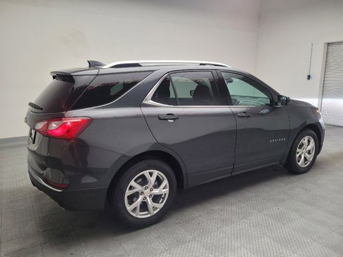 Used 2020 Chevrolet Equinox LT FWD image 10