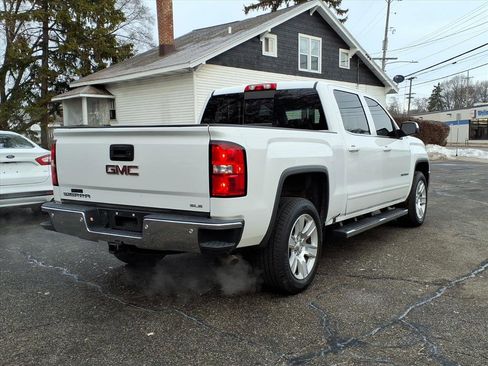 Used 2018 GMC Sierra 1500 SLE w/ SLE Value Package image 3
