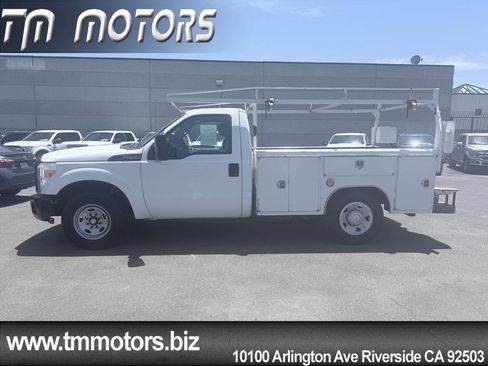Used 2011 Ford F250 XL RWD image 3