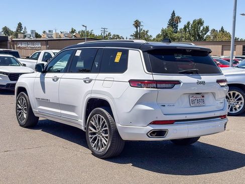 Used 2021 Jeep Grand Cherokee L Summit AWD/4WD image 2