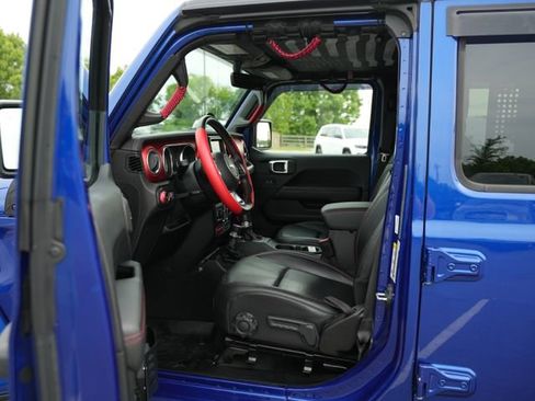 Used 2019 Jeep Wrangler Unlimited Rubicon AWD/4WD image 11