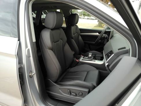 Used 2024 Audi Q5 2.0T Premium image 25