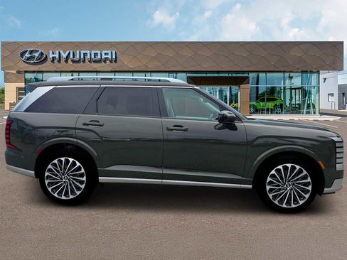 New 2026 Hyundai Palisade Calligraphy FWD image 9