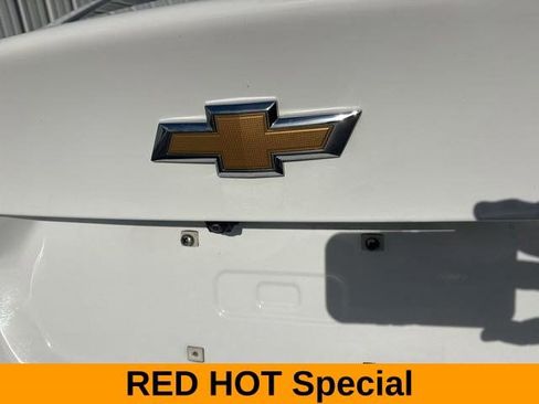 Used 2024 Chevrolet Malibu LT image 48