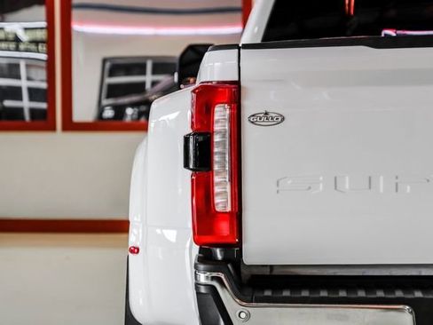 Used 2023 Ford F350 Lariat w/ Lariat Ultimate Package AWD/4WD image 55