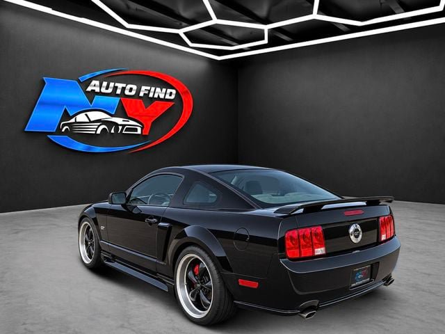 Used 2005 Ford Mustang GT RWD image 14