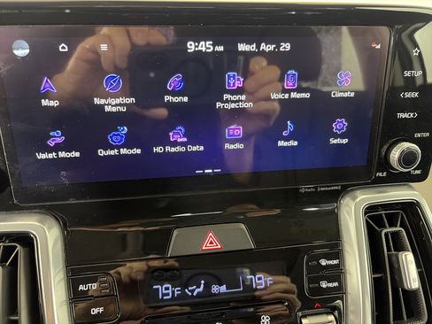 Certified 2023 Kia Sorento SX AWD/4WD image 20