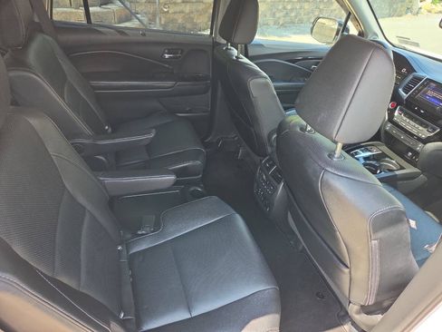 Used 2017 Honda Pilot Elite image 25