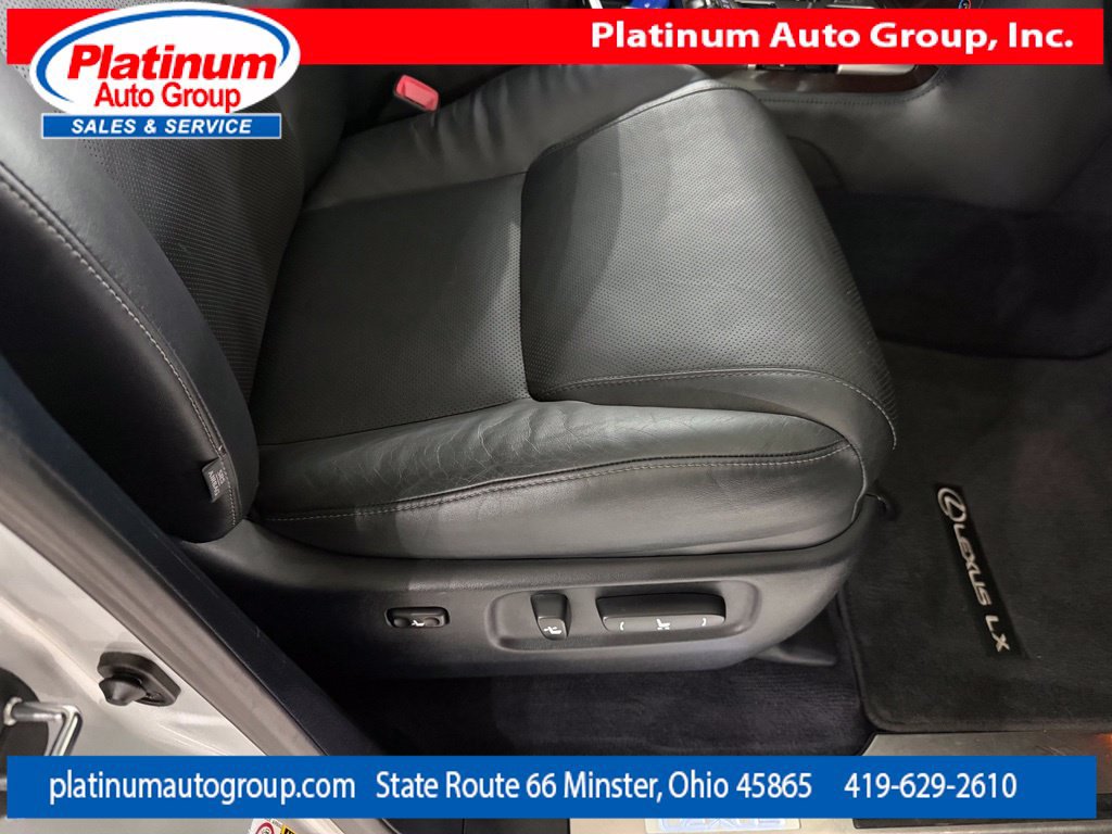 Used 2014 Lexus LX 570 4WD w/ Luxury Package image 62