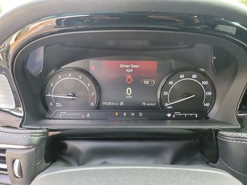 Used 2022 Lincoln Corsair FWD image 29