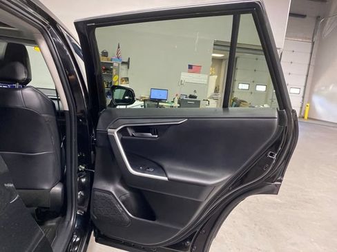 Used 2022 Toyota RAV4 Limited AWD/4WD image 26