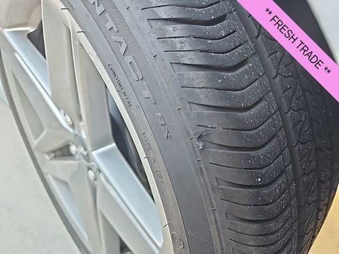 Used 2024 Ford Mustang Coupe image 7