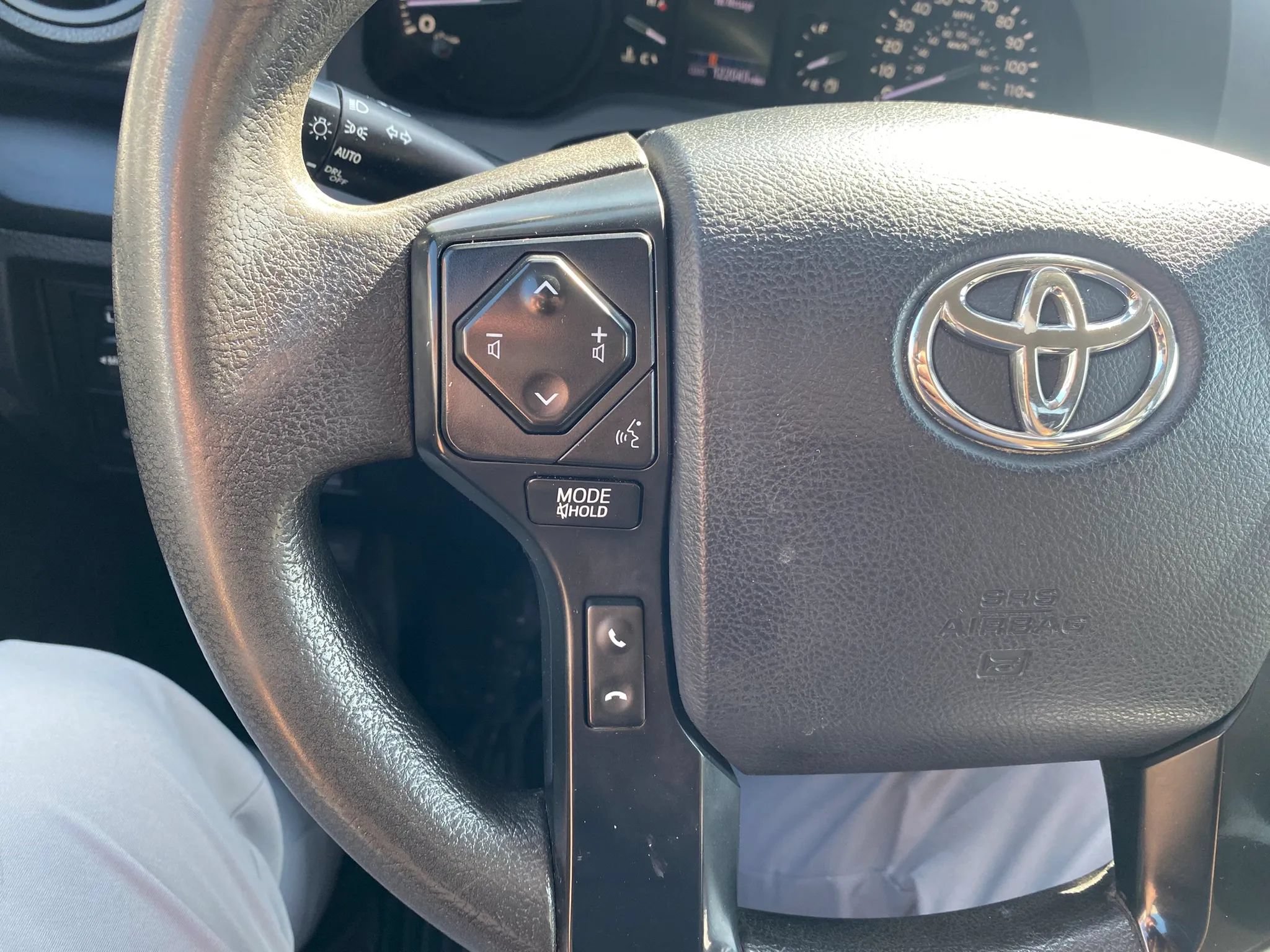 Used 2019 Toyota Tundra SR AWD/4WD image 17
