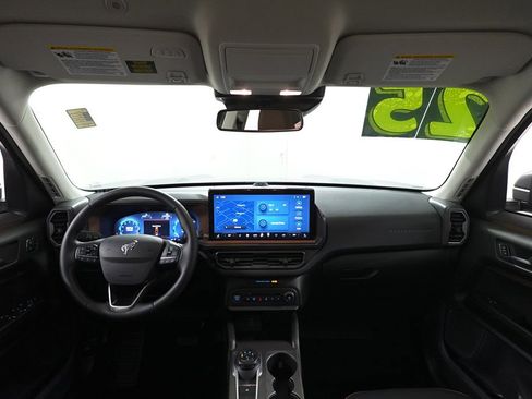 Certified 2025 Ford Bronco Sport Outer Banks w/ Outer Banks Tech Package+ image 7